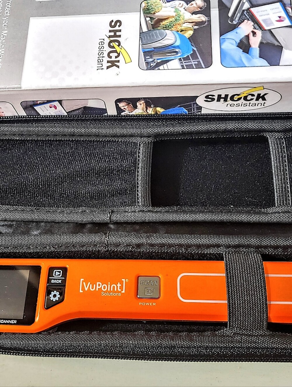VuPoint Solutions Magic Wand shock resistant  portable scanner with case